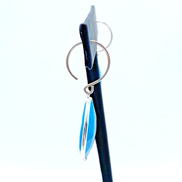 Sterling Silver Blue Faceted Glass Dangle Drop Pierced Earrings Bezel Set 1.5" - Picture 3 of 7